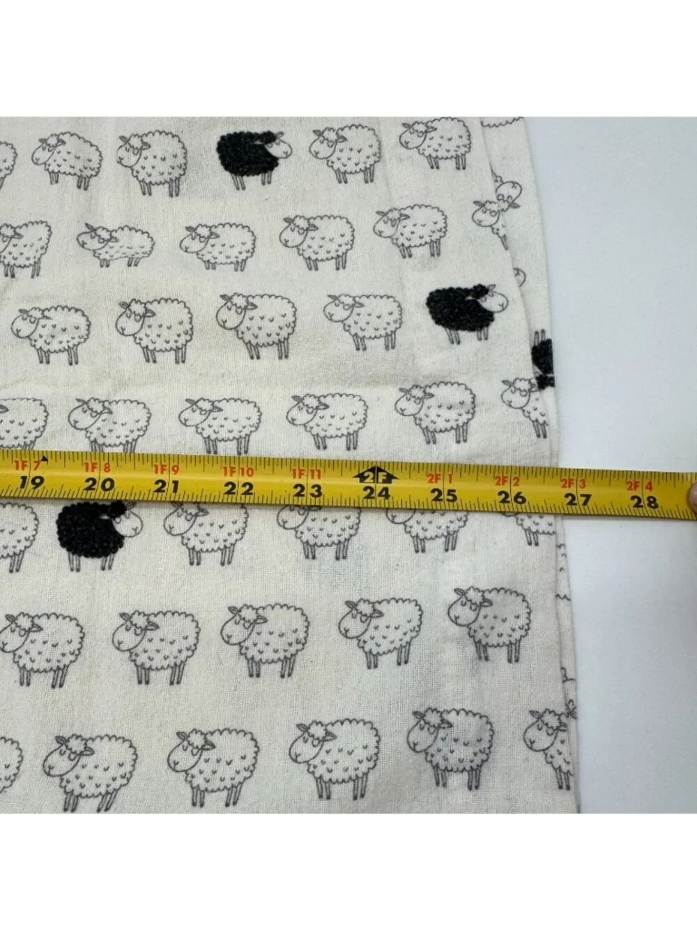Lot Of 2 100% Cotton Counting Sheep Flannel Pillowcases Set Bedding White Black